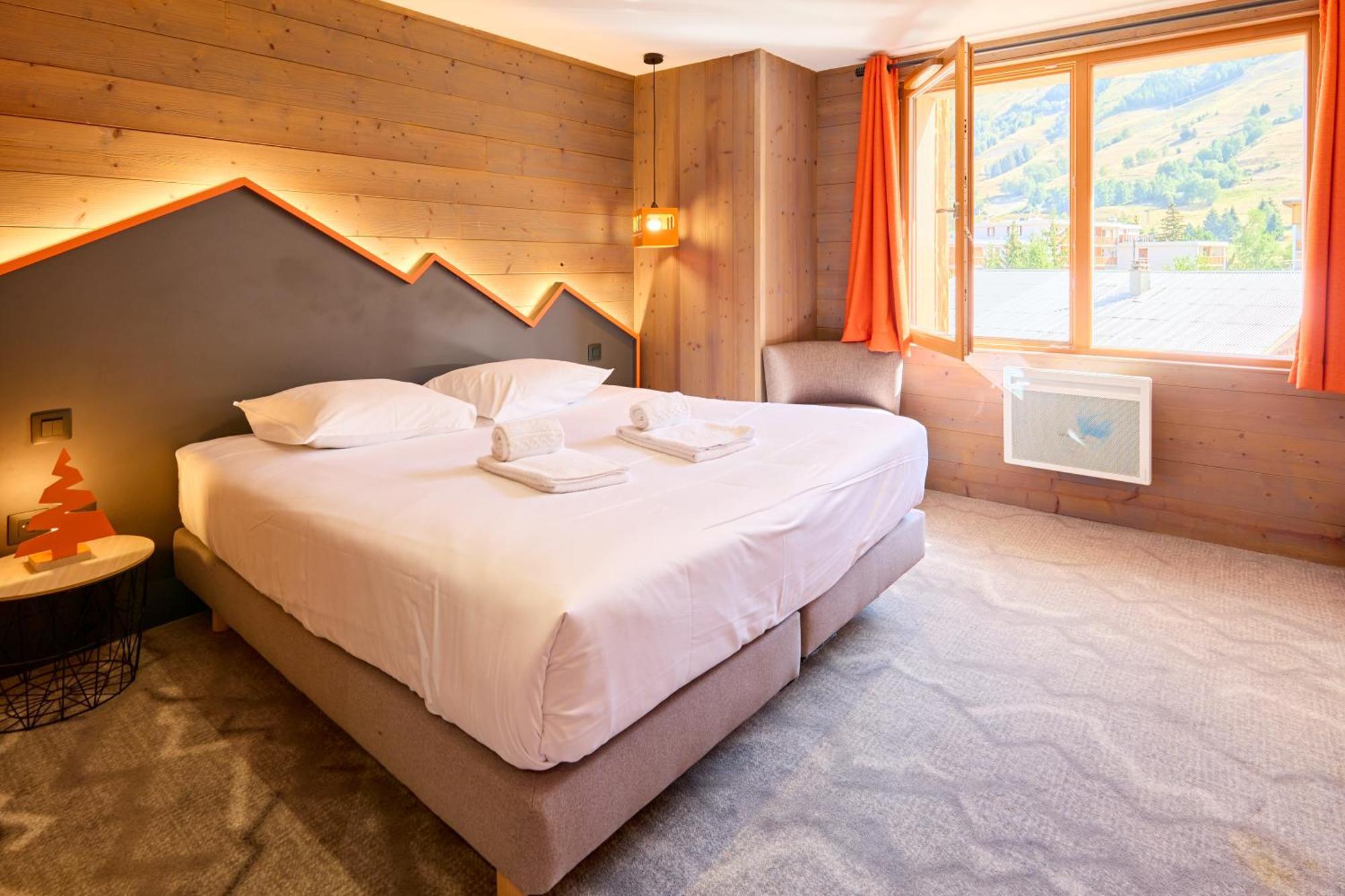 Hotel Base Camp Lodge - Les 2 Alpes Les Deux Alpes Esterno foto